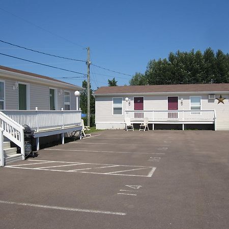 Gaudet Motel Shediac Exteriör bild