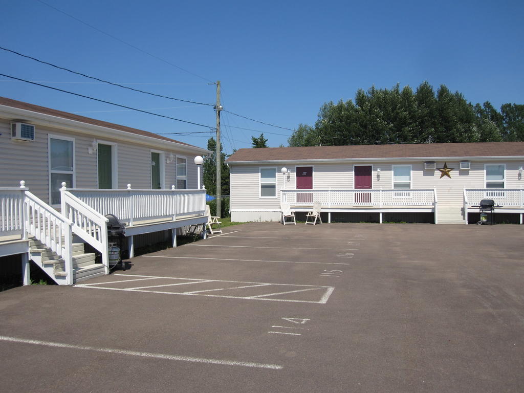 Gaudet Motel Shediac Exteriör bild
